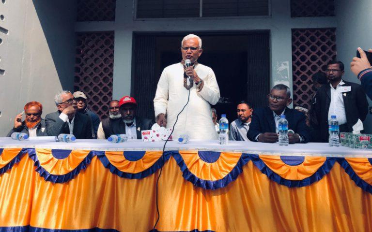 দিনাজপুরে মুক্তিযোদ্ধাদের সাথে ডা. জাহিদ হোসেনের মতবিনিময়